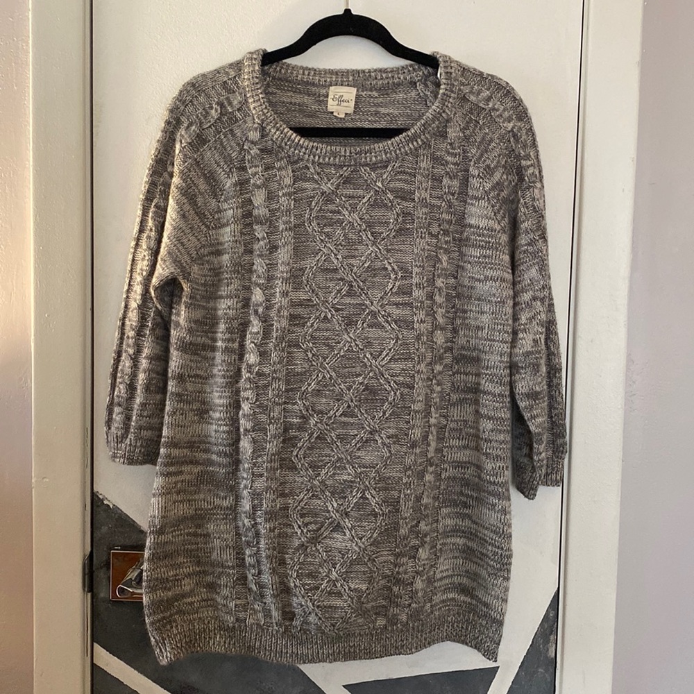 Large Effica 3/4 sleeve sweater